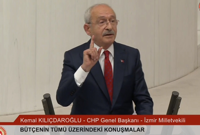 Kılıçdaroğlu: “Türkiye ikiye ayrılıyor; Sarayda yaşayanlar, Sarayın dışında yaşayanlar”