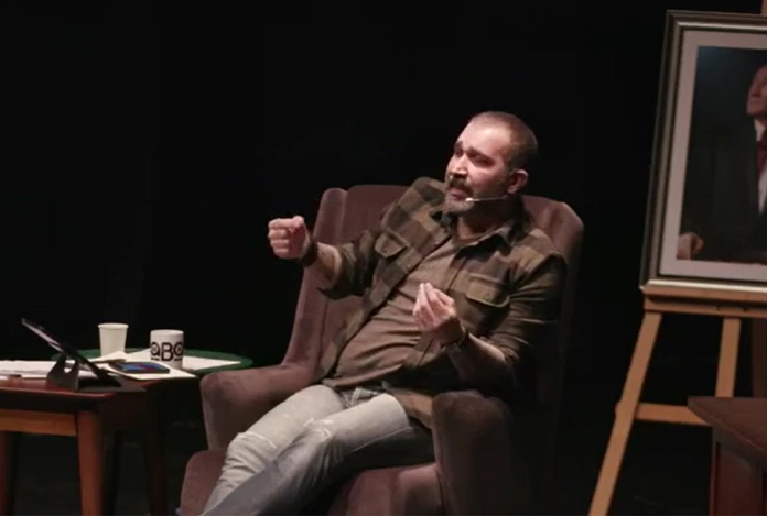 Barış Atay, Oğuzhan Uğur’un programında, 16 yaşında gördüğü işkenceyi anlattı