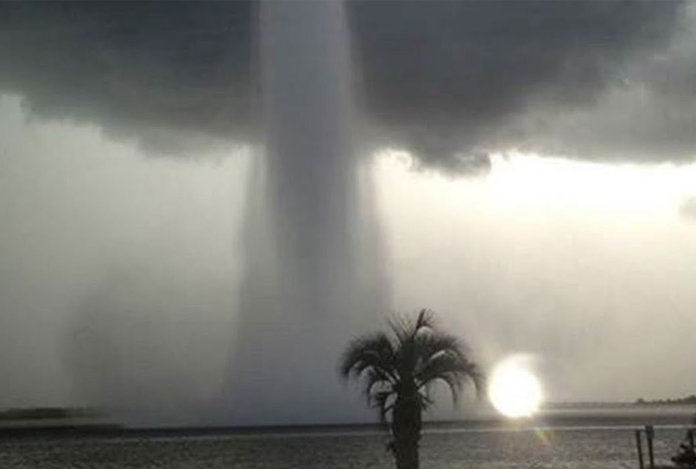 Meteoroloji’den İzmir’e hortum ve sel uyarısı