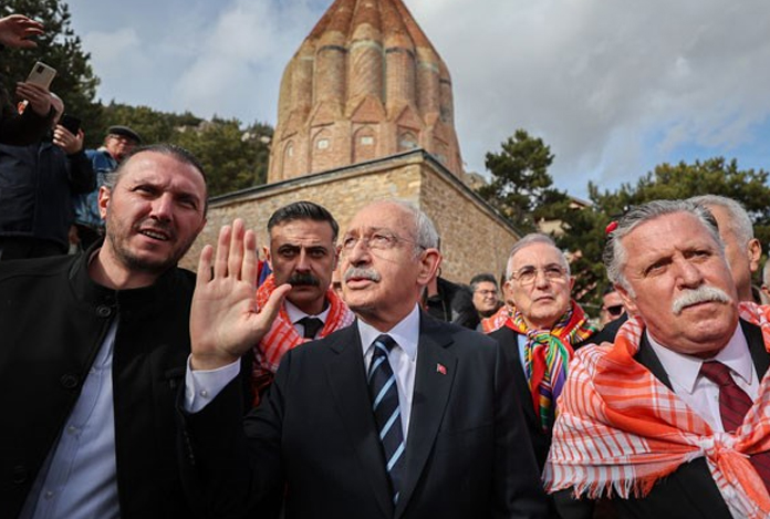 Kılıçdaroğlu’ndan seçim vaadi: “Akşehir’i il yapacağız”