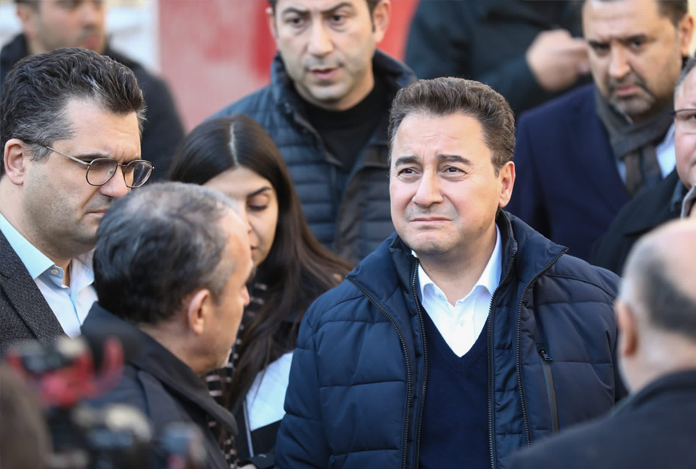 Ali Babacan: “Yıkılan 100 binanın belki 1 tanesinde kurtarma faaliyeti var”