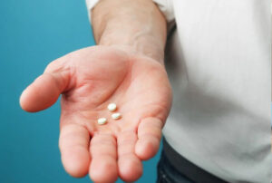 Erkekler için tek dozda yüzde 100 etki gösteren doğum kontrol hapı geliştiriliyor