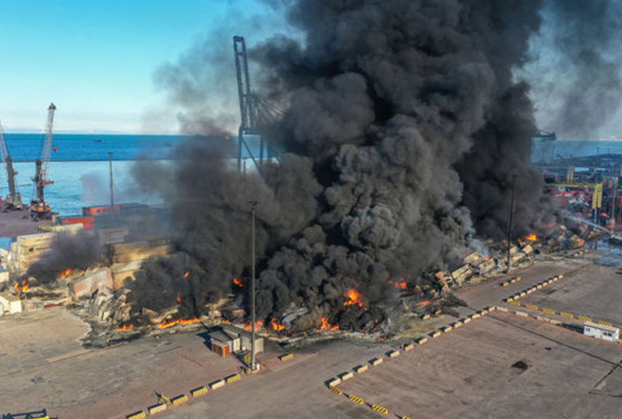 İskenderun Limanı’ndaki yangın 3. gününde sürüyor