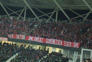 Samsunspor taraftarı Sakarya’ya akın ediyor