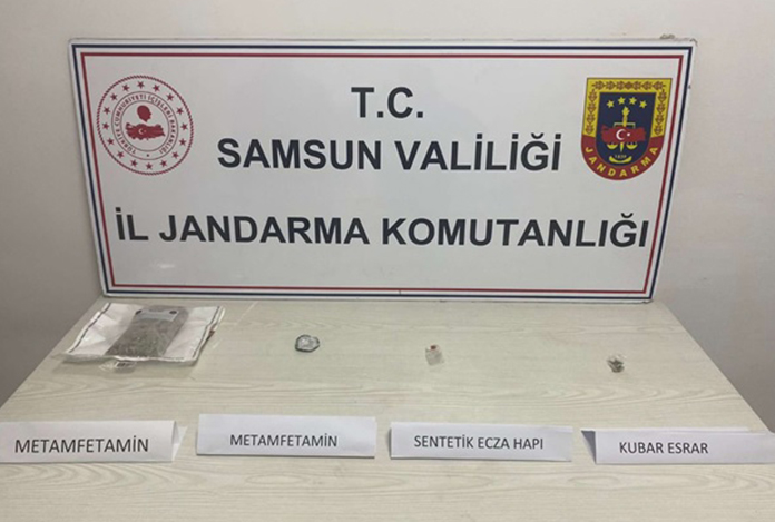 Samsun’da metamfetaminle yakalanan iki kişi gözaltına alındı