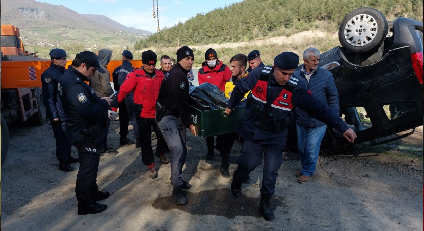 Samsun’da feci kaza: Karı kocanın cansız bedeline ulaşıldı