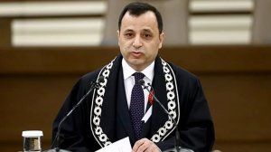 AYM Başkanı Zühtü Arslan, Erdoğan’ın katıldığı törende konuştu: “Kararlara imza atanları hedef almanın hiçbir faydası yok”