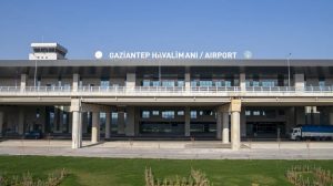 Gaziantep’te UFO ihbarı nedeniyle uçuşlar durduruldu: Sosyal medyada ‘uzaylılar’ gündem oldu!