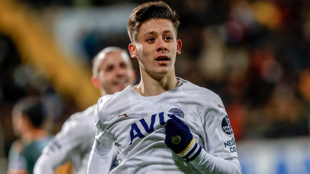 Barcelona Arda Güler için düğmeye bastı: Sportif direktör Deco İstanbul’da