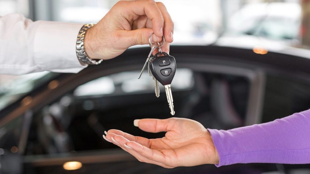 Uzmanından otomobil almayı düşünenlere uyarı: “İşler tersine dönebilir”