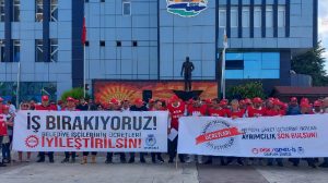 Belediye işçileri Türkiye genelinde iş bıraktı