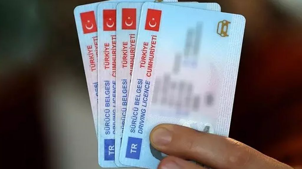 Ehliyet almayı düşünenlere kötü haber: Sürücü kurslarına büyük zam geliyor