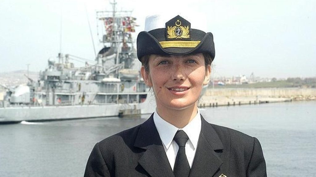 Türk Silahlı Kuvvetleri’nde ilk kez kadın amiral ataması yapıldı