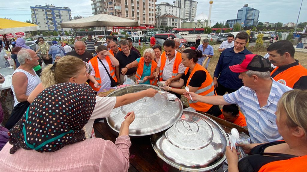 Atakum’da aşure dayanışması