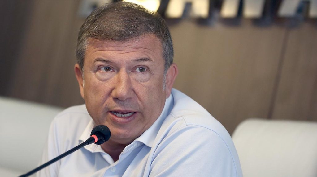 Tanju Çolak: “Samsunspor bu kadroyla küme düşer”