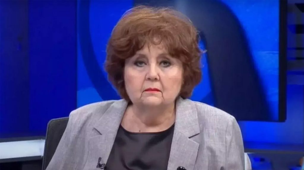 İstanbul Cumhuriyet Başsavcılığı, Ayşenur Arslan hakkında “Terör örgütü propagandası yapma” ve “Suçu ve suçluyu övme” suçlarından soruşturma başlattı