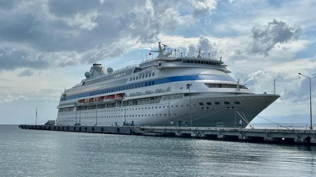 Rus kruvaziyer gemisi Samsun’a geliyor