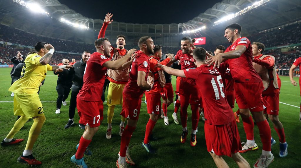 Türkiye tarihinde 6’ncı kez Avrupa Futbol Şampiyonası’nda mücadele edecek