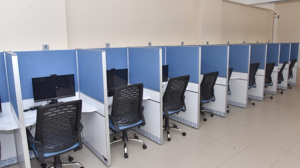 Tekkeköy’de e-sınav merkezi açıldı