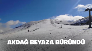 Akdağ beyaza büründü